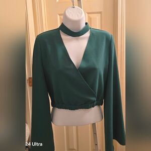 Zara Trafaluc Emerald Green Solid Long Bell Sleeve Crop Blouse Size Small